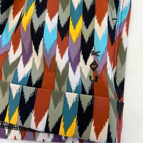 Kavu Colorful Geometric Women's Tepic Athletic Shorts Size XS - Picture 2 of 9